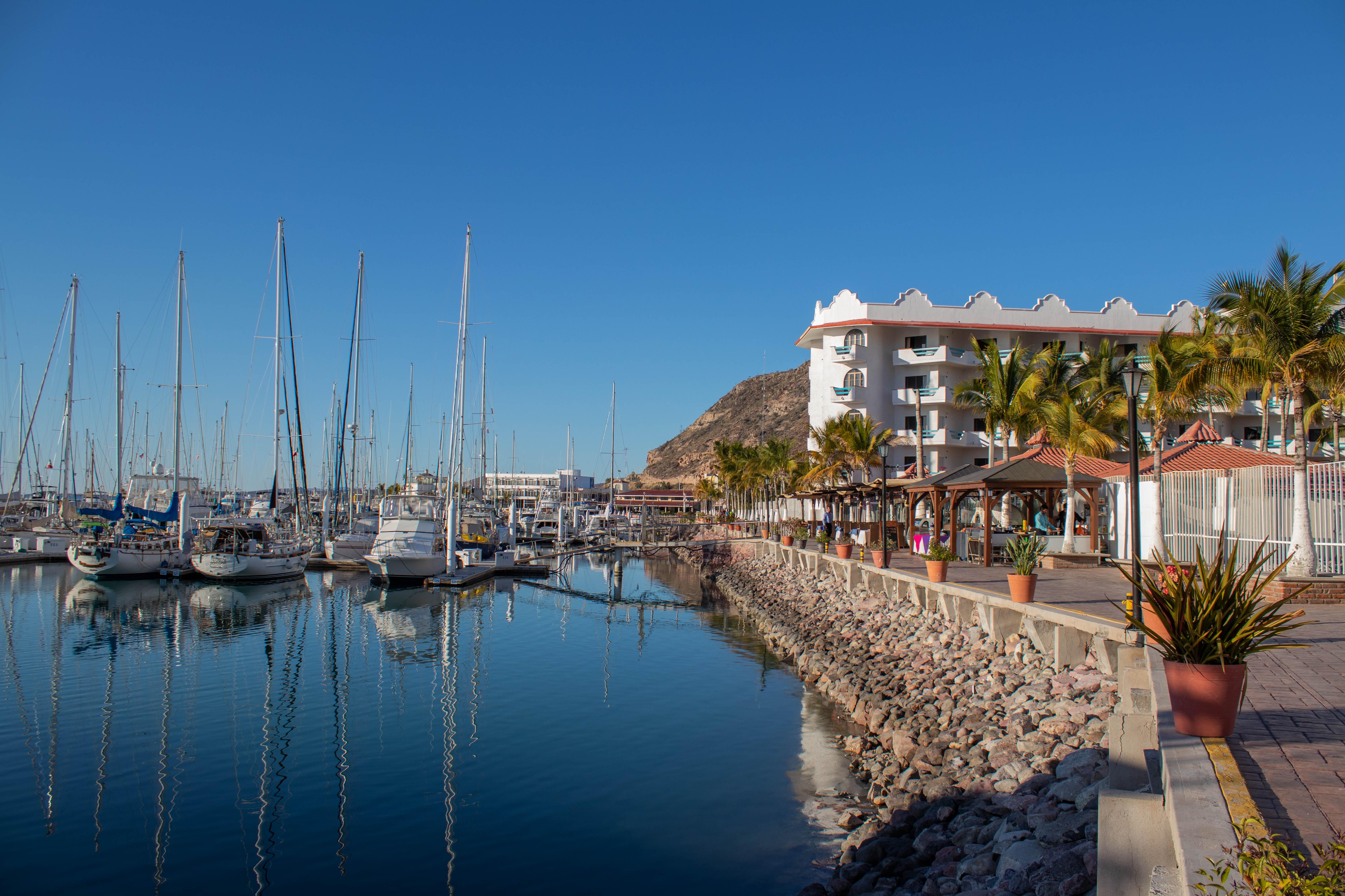 The Westmarine Waterfront Hotel La Paz Ngoại thất bức ảnh