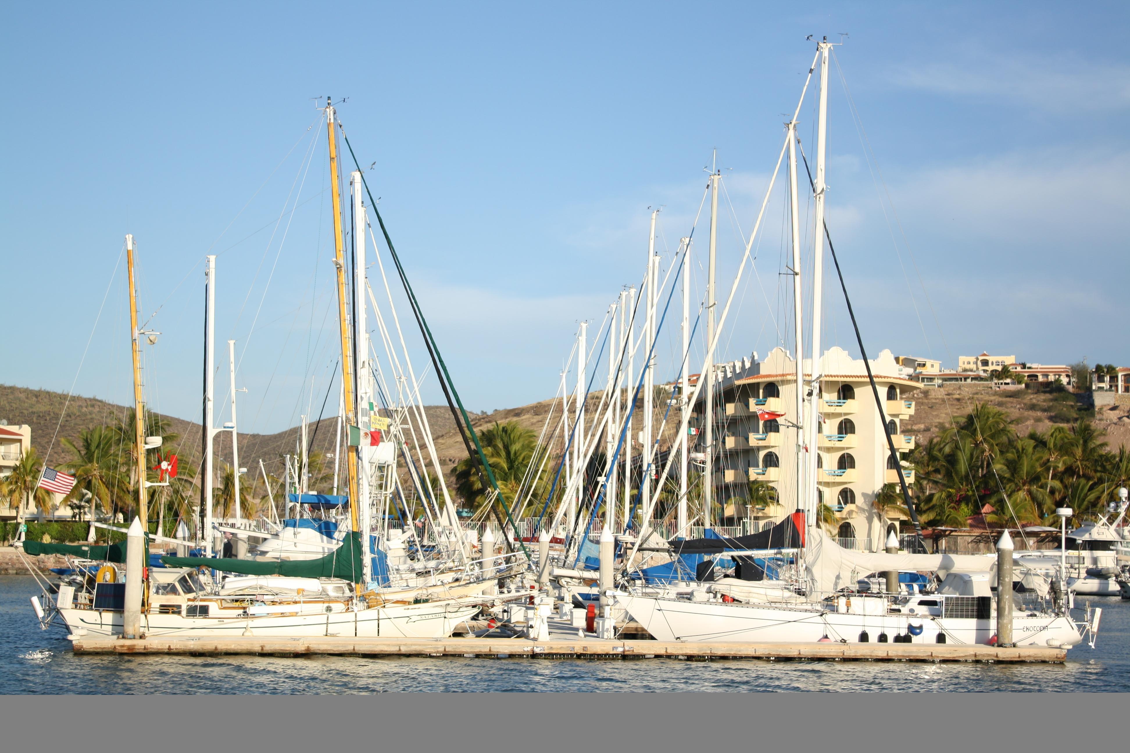 The Westmarine Waterfront Hotel La Paz Ngoại thất bức ảnh