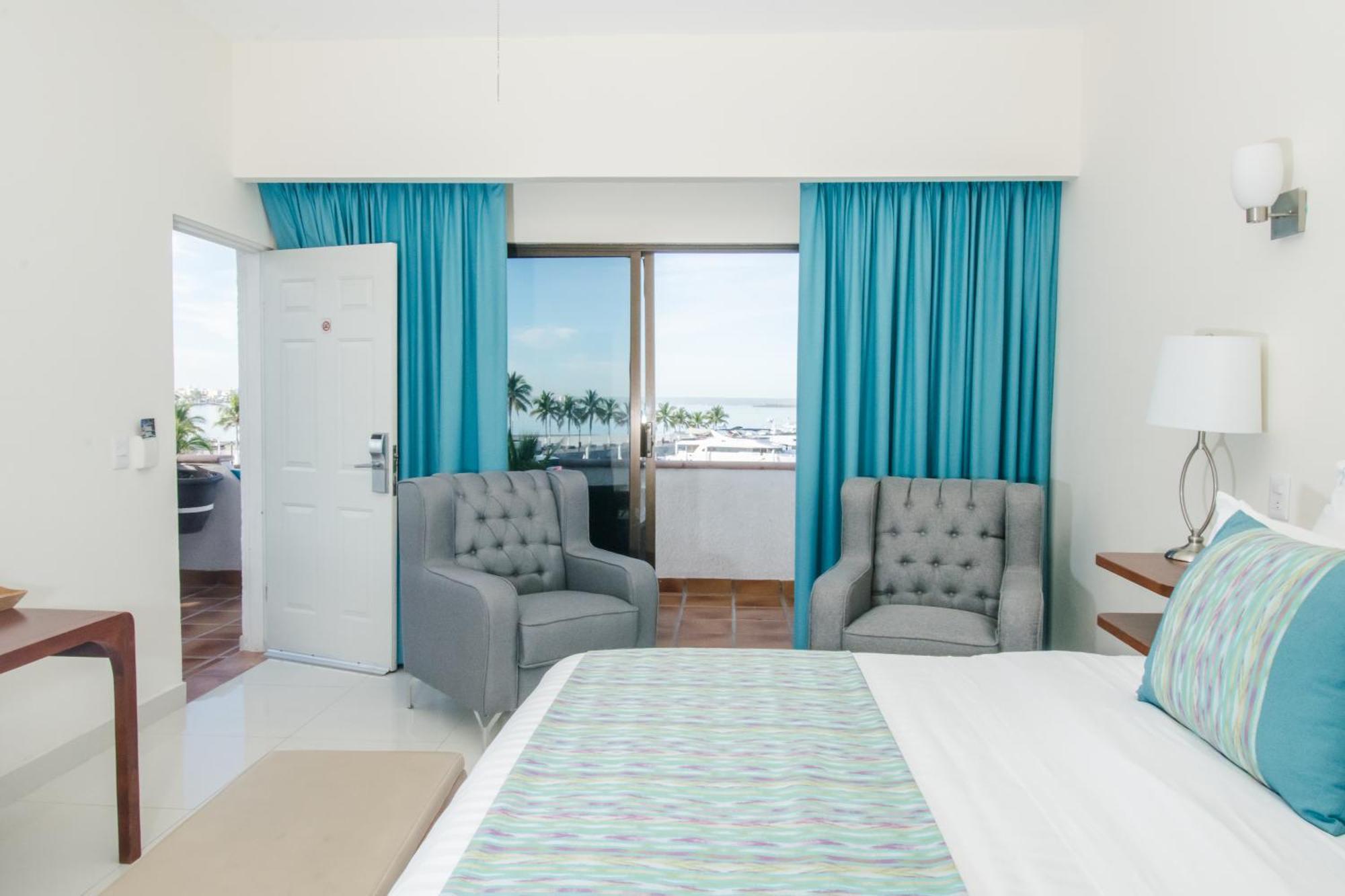 The Westmarine Waterfront Hotel La Paz Ngoại thất bức ảnh