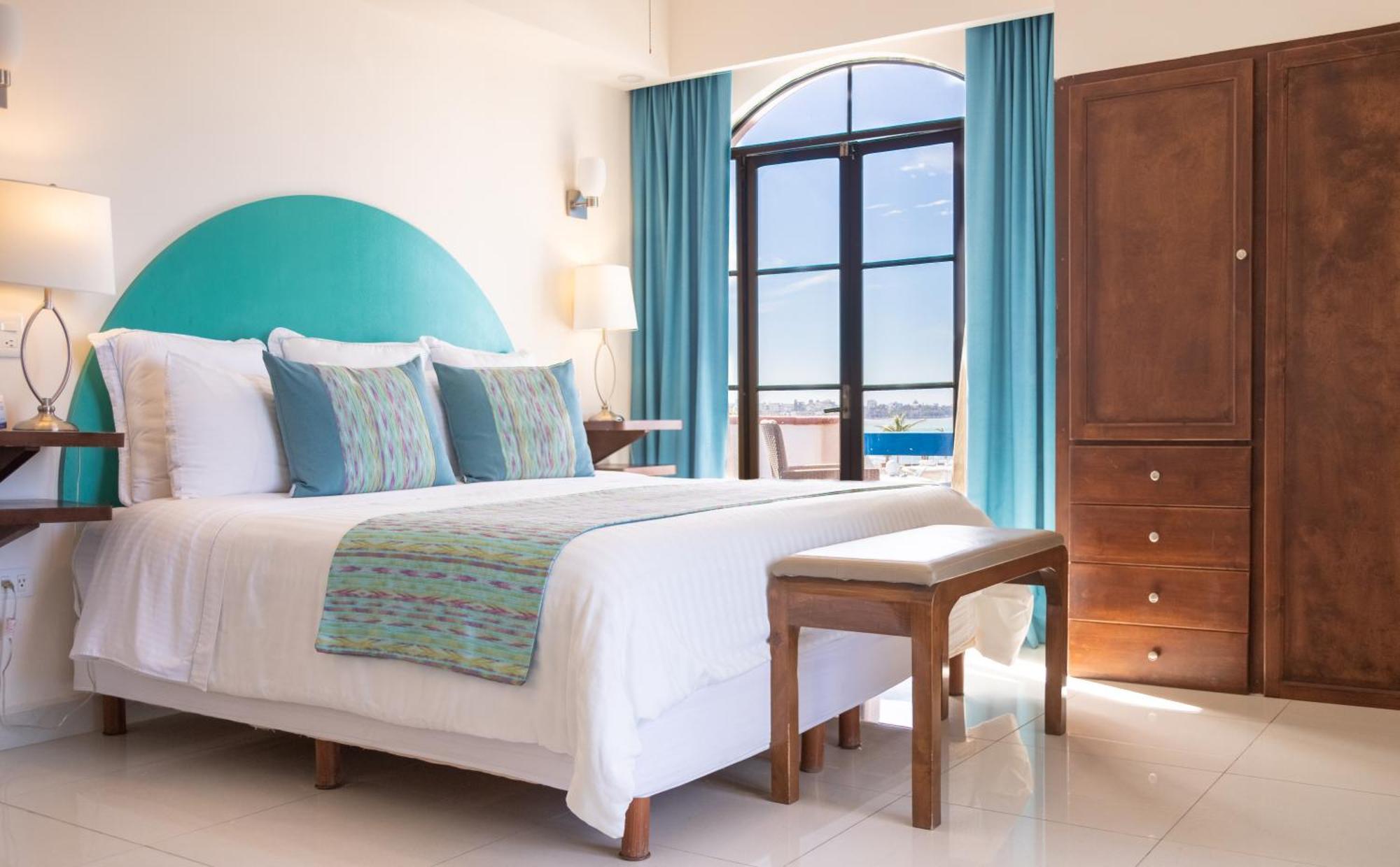 The Westmarine Waterfront Hotel La Paz Ngoại thất bức ảnh