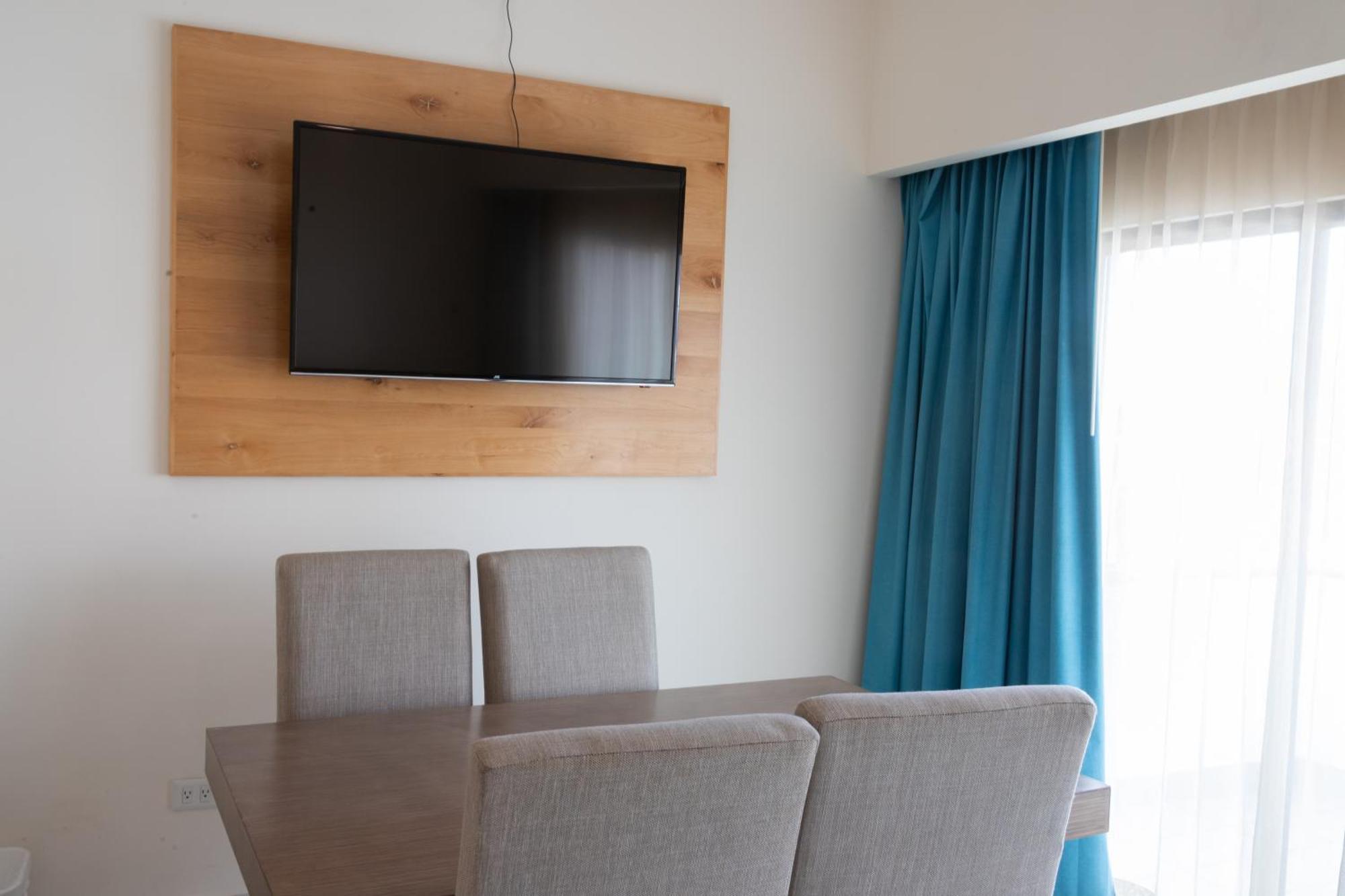The Westmarine Waterfront Hotel La Paz Ngoại thất bức ảnh