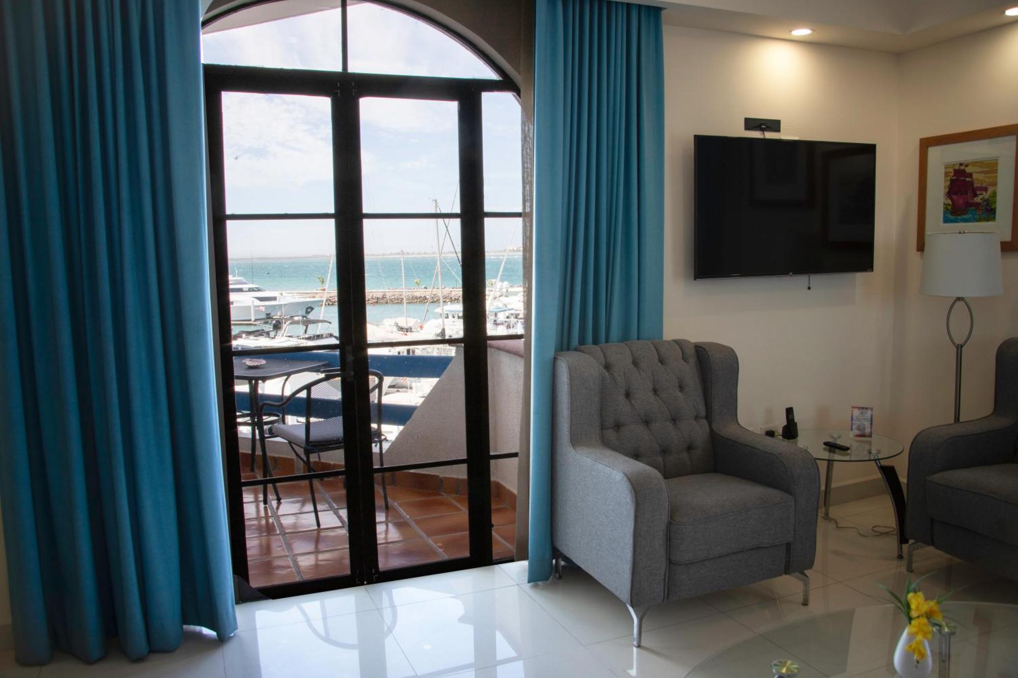 The Westmarine Waterfront Hotel La Paz Ngoại thất bức ảnh