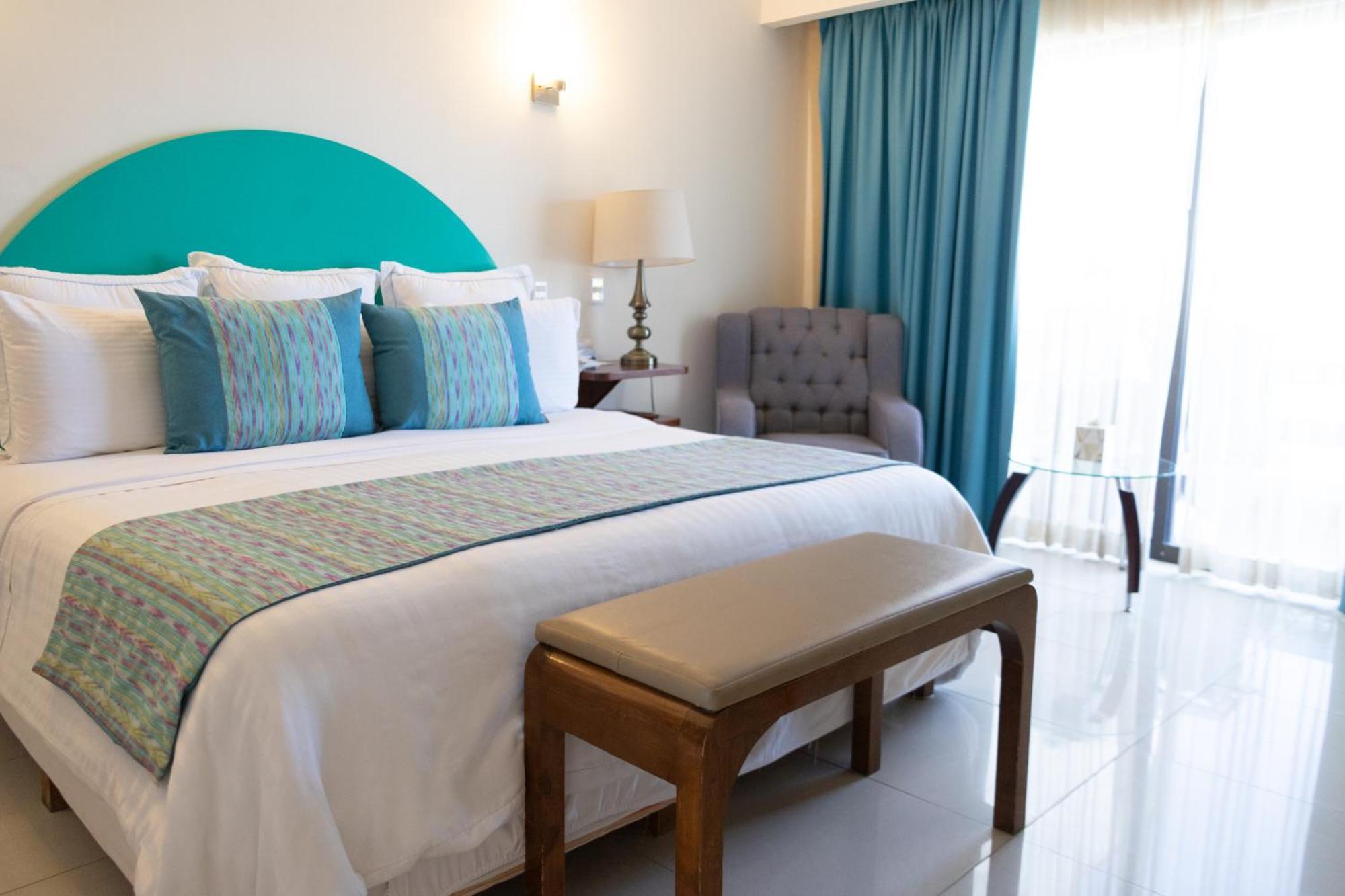 The Westmarine Waterfront Hotel La Paz Ngoại thất bức ảnh