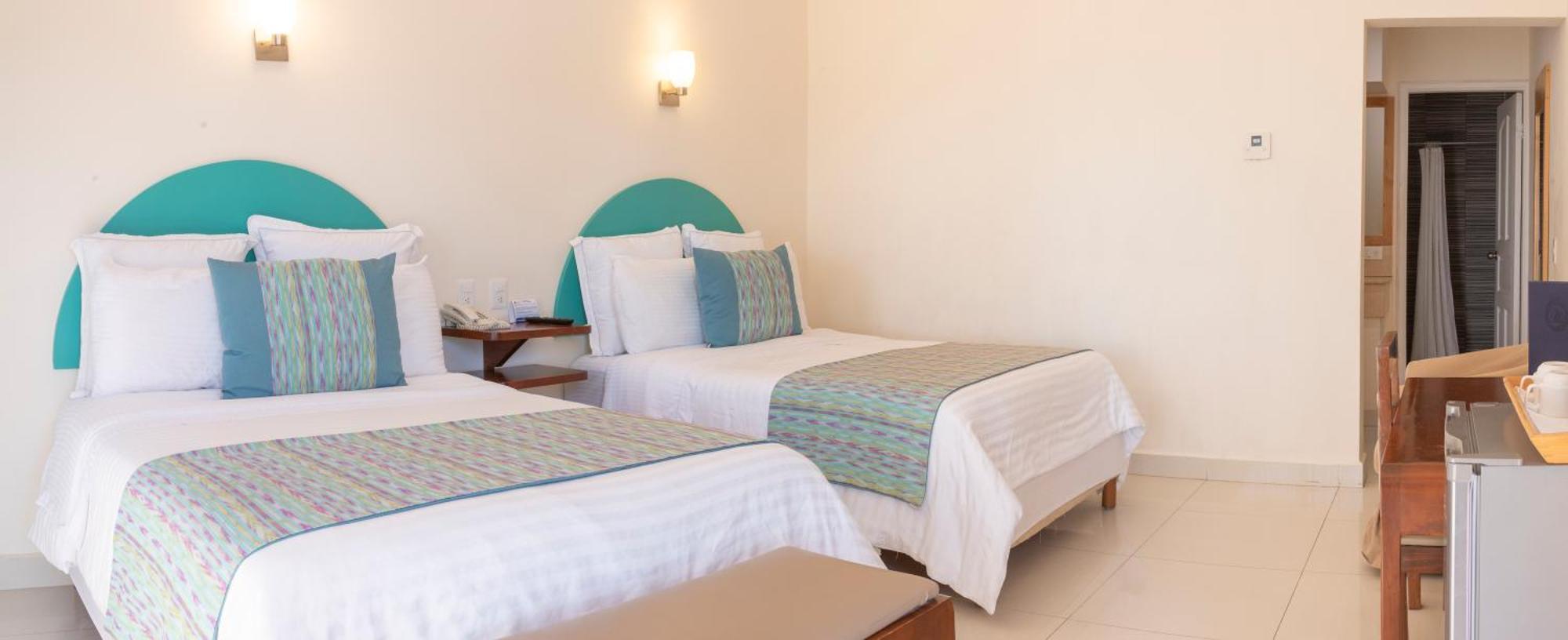 The Westmarine Waterfront Hotel La Paz Ngoại thất bức ảnh