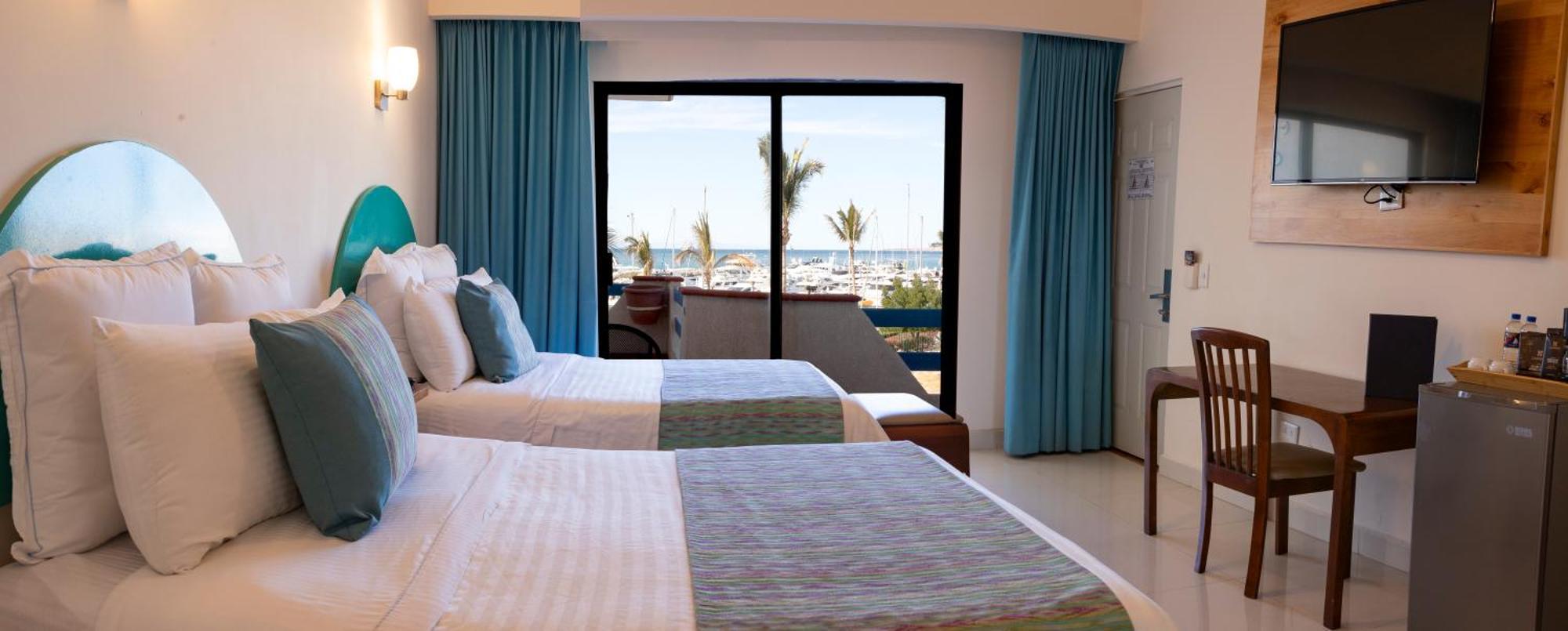 The Westmarine Waterfront Hotel La Paz Ngoại thất bức ảnh